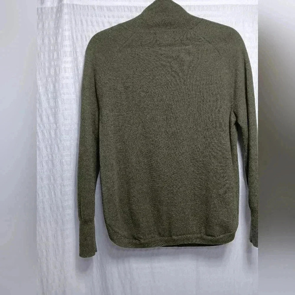 Ladies Cynthia Rowley Extra Fine Merino Wool,Cowl  Neck Sweater. Size M - Picture 3 of 9